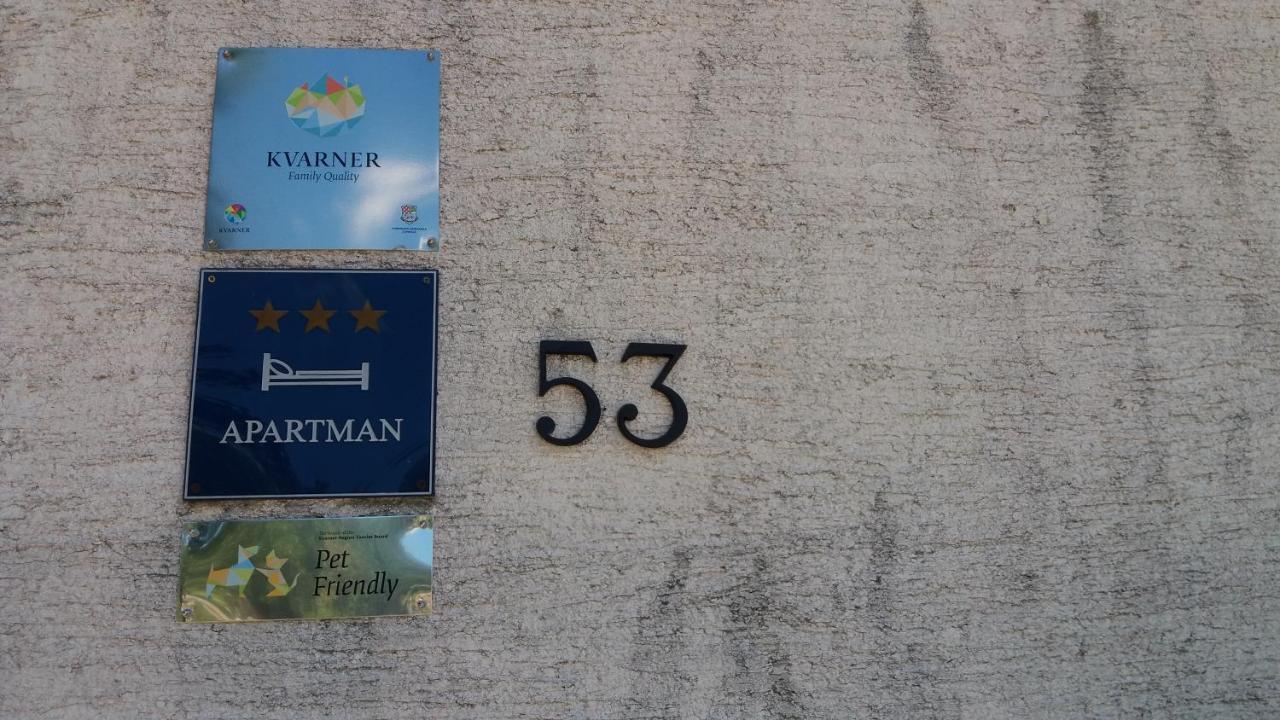 Apartment Deni Skrbčići Eksteriør billede