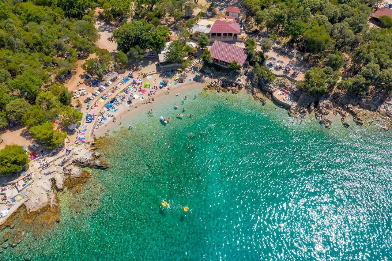 Apartment Deni Skrbčići Eksteriør billede