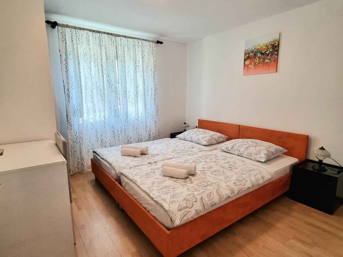 Apartment Deni Skrbčići Eksteriør billede