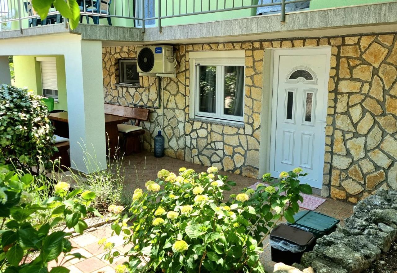 Apartment Deni Skrbčići Eksteriør billede